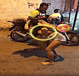 Novinhas Brigando Com As Tetas De Fora! 2021 - Novinha do zap safada